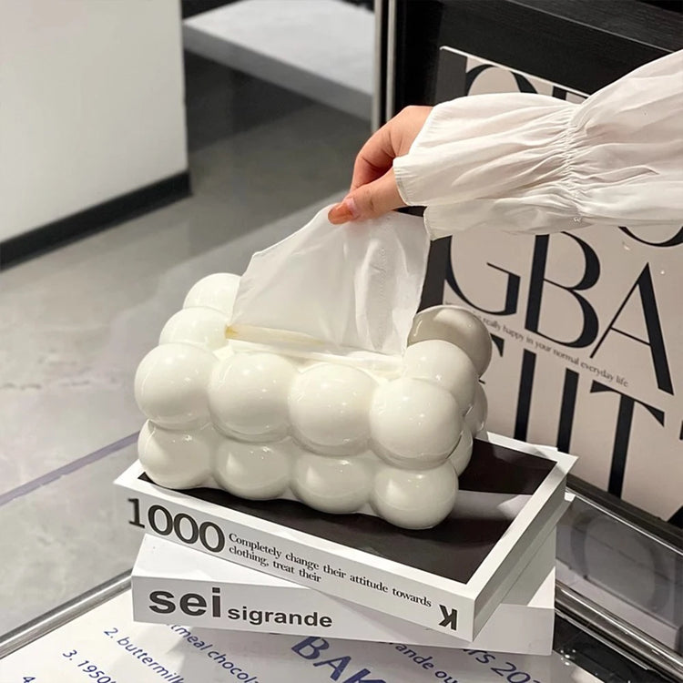 Boîte à mouchoirs design nuage en résine élégante, durable et facile à nettoyer, avec grande ouverture pratique, idéale pour salon, chambre, cuisine, salle de bain ou voiture, décoration moderne et cadeau original. Livraison offerte !