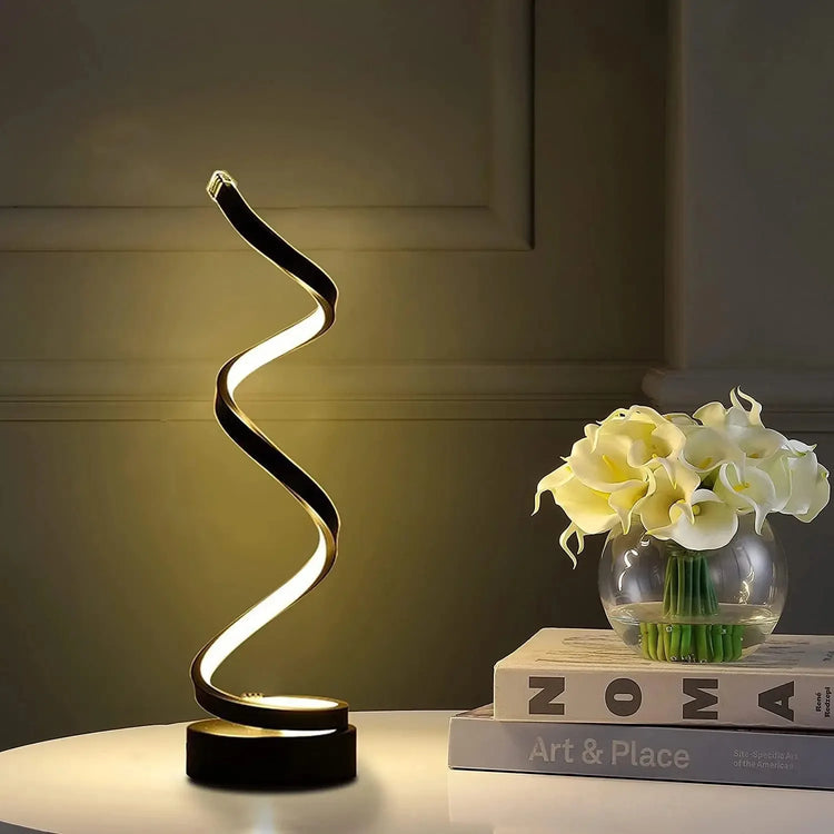 Superbe lampe de table au design spiralé Art Déco – Intensité réglable – Éclairage d’ambiance avec 3 niveaux de blancs. La livraison prioritaire est offerte !