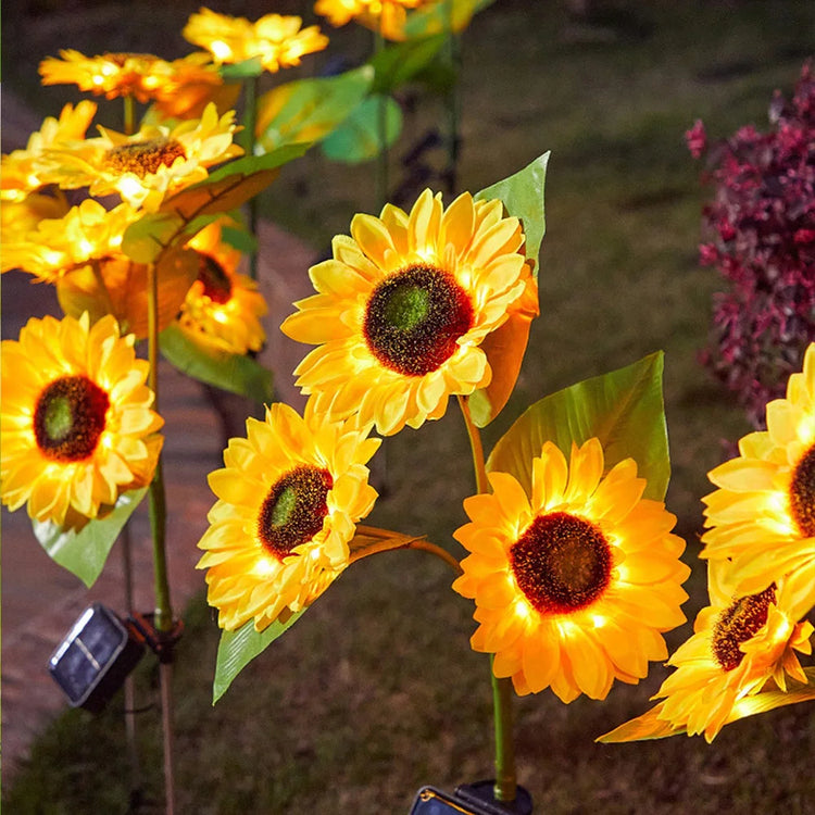 Magnifiques lampes solaires tournesols pour jardin, charme naturel et lumineux, matériaux étanches IP65, activation automatique, parfaites pour décorer jardins et terrasses. La livraison prioritaire est offerte !