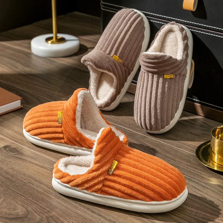Fabuleux chaussons ultra douillets, doublés en peluche, chauds et ultra moelleux, antidérapants, parfaits pour un usage intérieur décontracté et des moments de confort absolu. La livraison prioritaire est offerte !