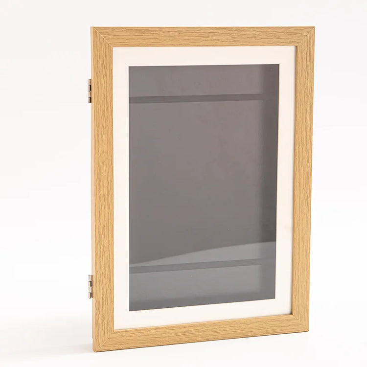 Fabuleux cadre artistique à rabat magnétique format A4 (34 x 25 cm), support de rangement mural pour photos, peintures, reproductions, souvenirs, dessins d’enfants, jusqu’à 100 images. Livraison prioritaire offerte !