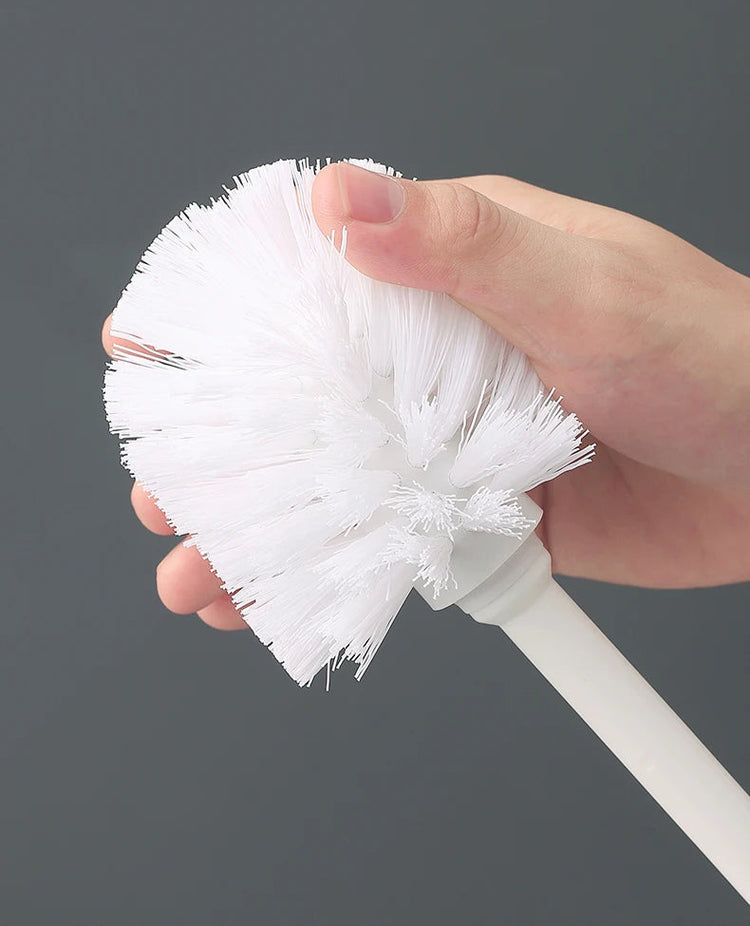 Magnifique brosse WC avec socle anti-goutte, tête amovible lavable à poils denses, poignée antidérapante confortable, base silicone antidérapante. La livraison prioritaire est offerte!