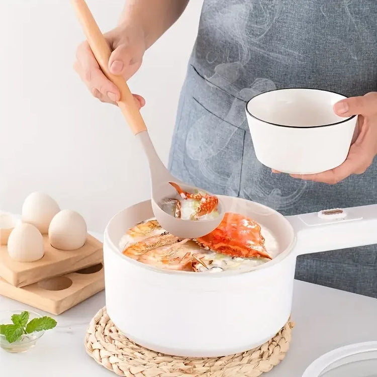 Magnifique ensemble d'ustensiles de cuisine en silicone sans BPA, résistants à la chaleur, anti-rayures avec manche en bois et bac de rangement, idéal pour cuisiner en toute sérénité. 12 pièces, produit Premium. La livraison est offerte !