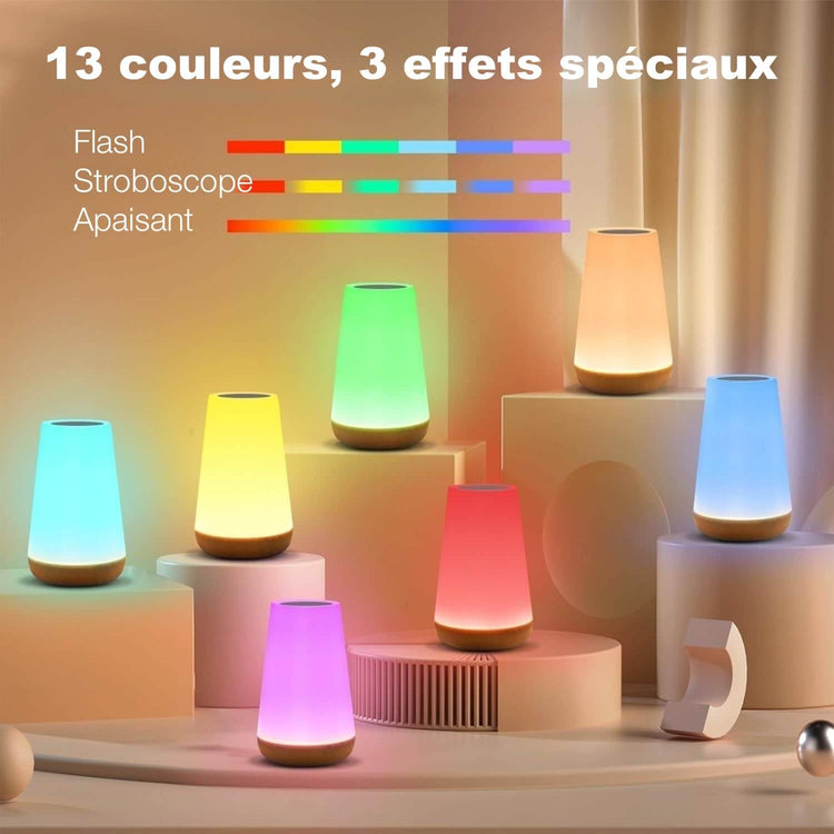 Ingénieuse lampe magique, 5 niveaux de lumière blanche chaude, 13 couleurs, luminosité réglable, 256 ambiances, télécommande, en mode batterie rechargeable ou branchée via USB. Voilà la petite lampe parfaite. La livraison est offerte !