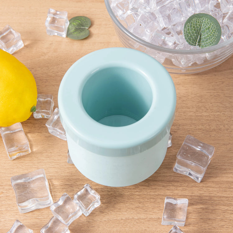 Bac à glaçons cylindrique en silicone avec couvercle scellé, démoulage facile, économise de l'espace, réutilisable et durable, idéal pour cocktails et desserts. La livraison prioritaire est offerte !