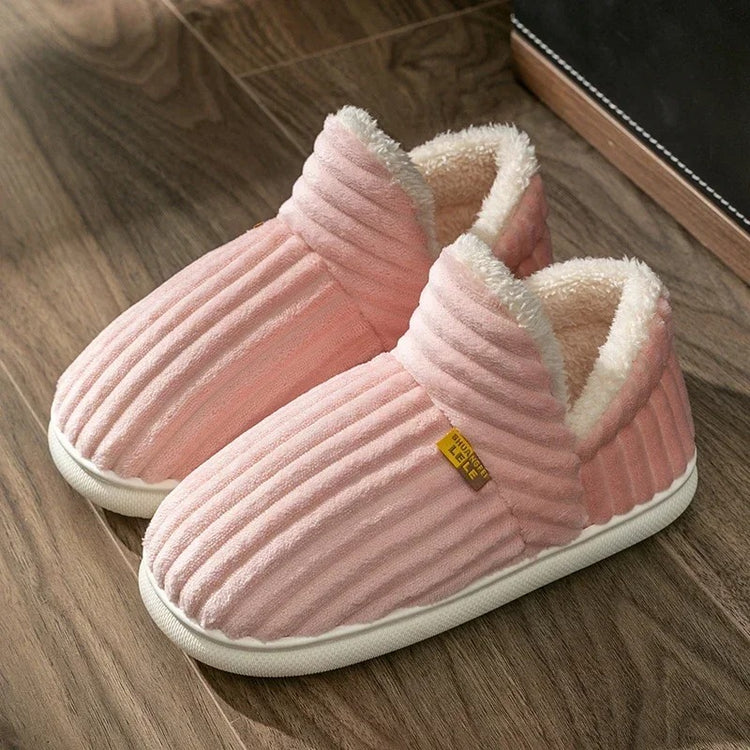 Fabuleux chaussons ultra douillets, doublés en peluche, chauds et ultra moelleux, antidérapants, parfaits pour un usage intérieur décontracté et des moments de confort absolu. La livraison prioritaire est offerte !