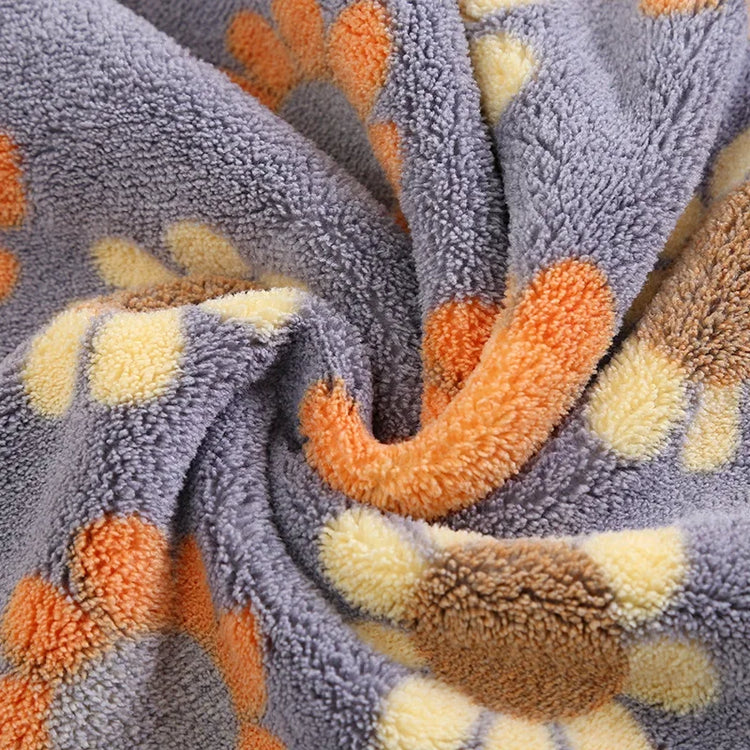 Lot de 4 magnifiques chiffons en microfibre ultra-denses et épais, agréable motif de tournesols colorés, pour nettoyer et essuyer vos surfaces avec le sourire ! 30X30cm. Produit Premium et coup de coeur. La livraison est offerte !